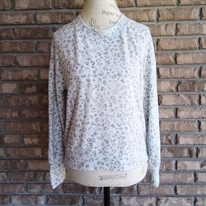 Cozie NWT Gray Leopard Print Comfy Long Sleeve Sweater.